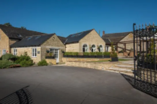 Number Four at Stow Отели в г. 