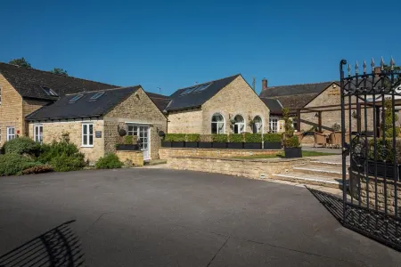 Number Four at Stow Отели рядом с достопримечательностью «Лоуэр Слотер»