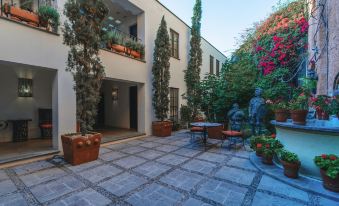 Hotel Carmina