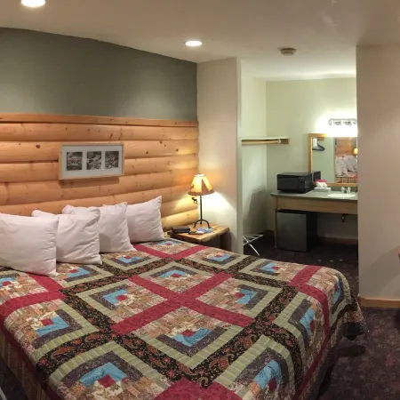 The Historic Madison Hotel Motel