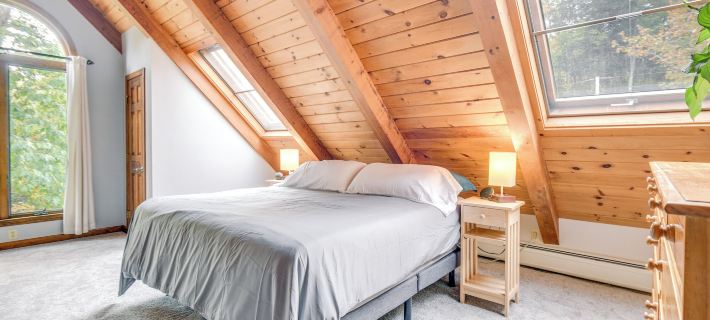 Milton Hidden Gem w/ Pool, Hot Tub & Fireplace! Hotéis em Strafford County