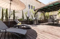 Villa Mamilla - Boutique Suites - Homestays
