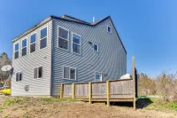 Oceanside Bass Harbor Home with Peaceful Deck!