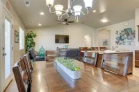 Private Pool, Mtn Views! Hurricane Group Getaway - 3-Star
