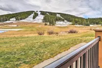 Ski-in/Ski-Out Copper Mountain Condo w/ Balcony! - Kylpyammeita