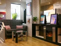 فندق دي فرانس كوراتيير لاتين Hotels near الحي الخامس - بانثيون - سان ميشيل
