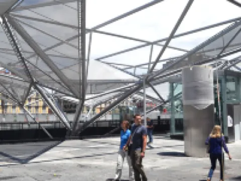 ホテル チネホリデイ ナポリのホテル