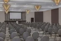 DoubleTree by Hilton Kingston Hotels in Kingston