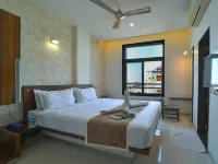 Hotel Sri Sri Executive Kolhapur Near Mahalaxmi Temple فنادق في كولهابور