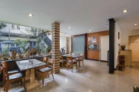 Ottenville Boutique Hotel فنادق في Cicendo