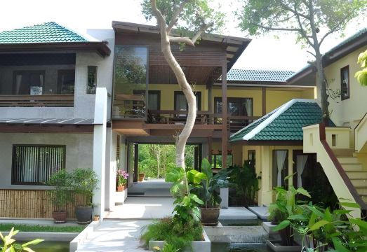 3. 사무이 허니 코..