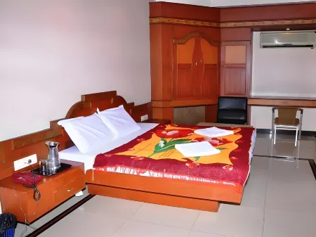 RK Residency Отели в г. Куддалор