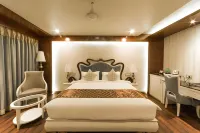 Costa Riviera Hotel