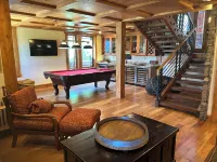 Mammoth Luxury Home 4K SF Walk to Chair 15 Theater Room Spa On Sierra Star Golf