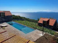 Casas Do Laranjo- Cottages & Infinity Pool by Brugrani - Deniz Manzaralı