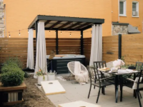 Four Bed Family Stay. Near Sight and Sound. Hot Tub. Full Kitchen. Hotels in Lancaster