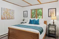 Summit Shores Tranquil Escape Designed for Groups w/ Fire Pit + Game Room Hotel in zona Split Rock Resort Indoor Waterpark