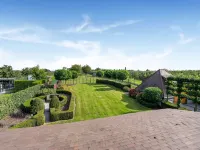 Charming Farmhouse for 18 Guests فنادق في 