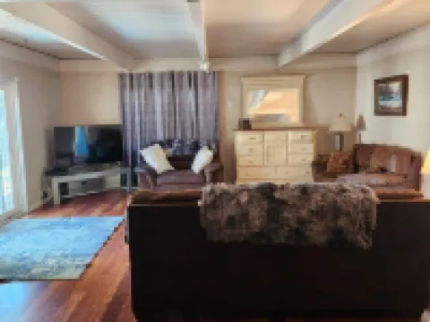 Spacious 3 bdrm home in quiet neighborhood in Quincy 플러머스 카운티 호텔