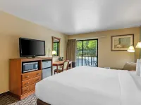 Beachfront Hotel Houghton Lake Hotels in Roscommon County