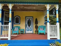 The Sirens Hideaway a charming Victorian Farmhouse