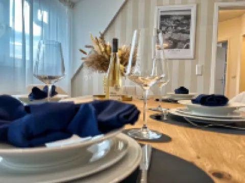 Bright spacious top floor apartment parking lot castle view #Cosiness Company