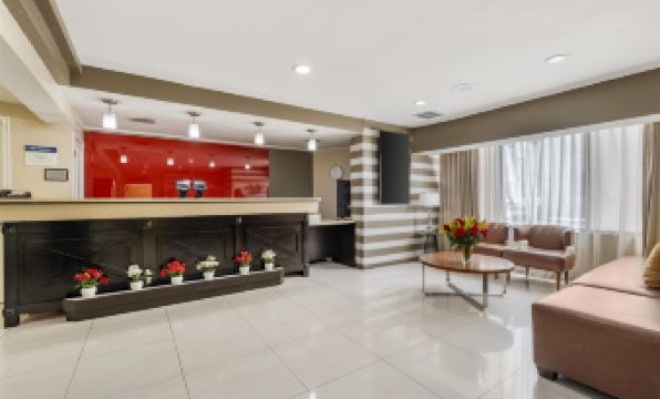 Best Western Plus La Mid-Town Hotel