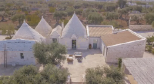 TD Trulli Lorusso Design Luxury Trulli with Pool