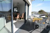 Exceptional sea view, heated indoor pool, spa, sauna. Hotel di Le Conquet