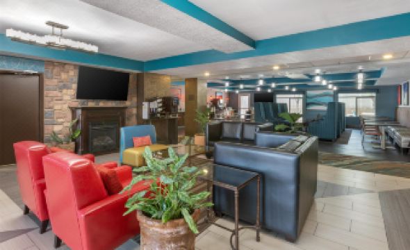 Best Western Plus Gallup Inn  Suites