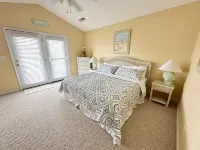 Shell Yeah! Surfside 5Br - New Heated Saltwater Pool - Sleeps 15+- Walk to Beach - 4-Star