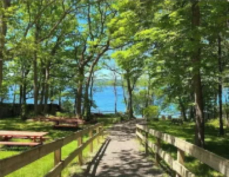 That Cottage by the Lake!!