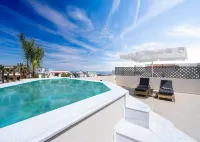 Pathos SeaSide Suites