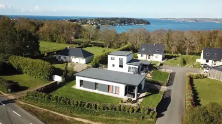 Cote Ouest Carantec 6 people Отели в г. Карантек