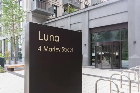 Vibrant Apartments at Luna Near Wembley Park by MySquare Отели рядом со станцией Стадион Уэмбли, железнодорожная станция