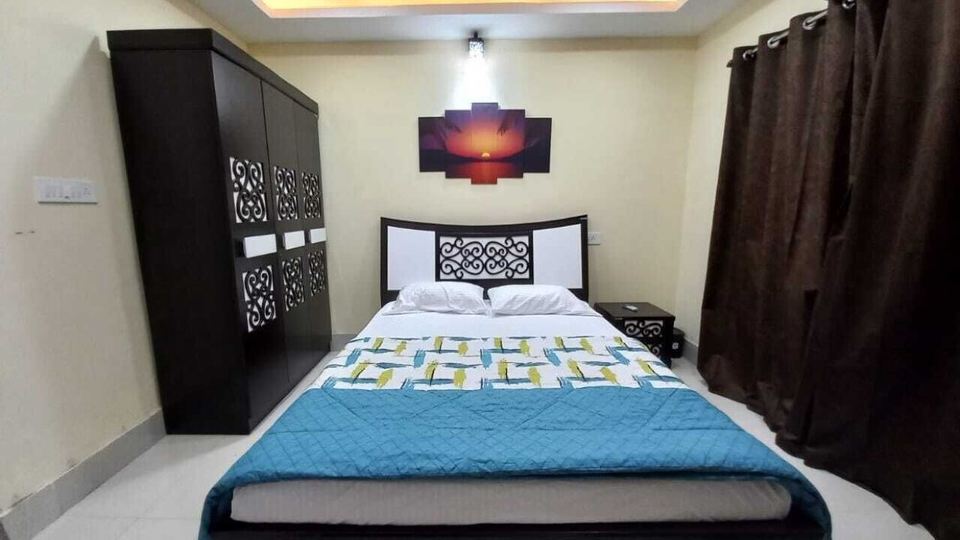 executive private room in bed and breakfast with pool