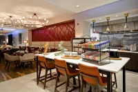 Hilton Garden Inn Lansing/West - Frühstück