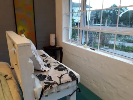 Cozy quirky cottage Constantia