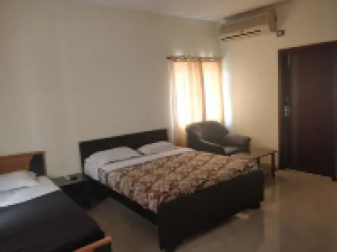 Private Rooms with Great Breakfast Options