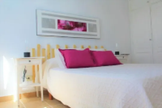 Privilege Bay- Villa Eesha-sea view and natural park view. Beach front location.