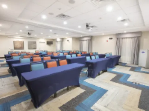 Hampton Inn Toledo/Oregon Hotels in Oregon