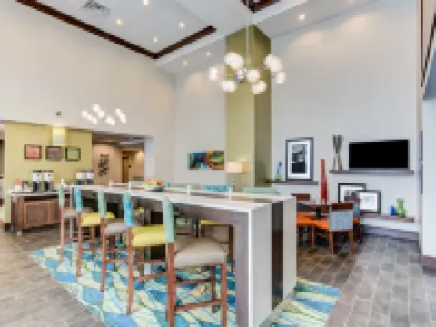 Hampton Inn & Suites Manchester Hotels in Coffee County
