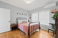 Peaceful 1st Floor Apt. with Soaking Bathtub