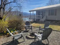 Cozy cottage with stunning lake & mountain viewsNo lake access