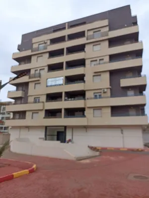 Furnished apartment in secure residence 300m from private and public beaches