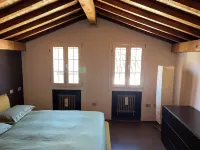 Elegant Turret in the Center 파엔차 호텔