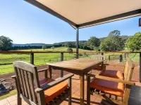 Farm "The Stockyards " 3 Bed Views Foxground. Hotels in Gerringong
