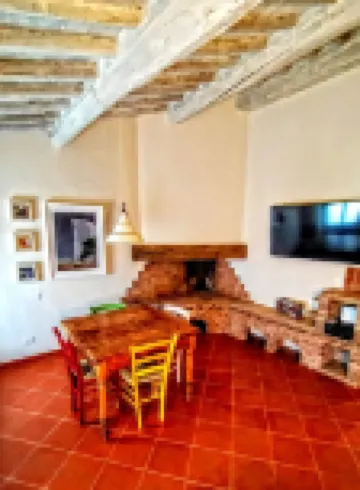 Castelfalfi Art Apartment