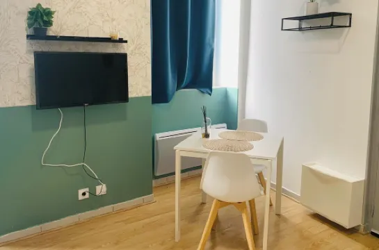 T1 bis for 3 people Private and separate kitchen bathroom