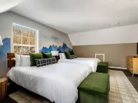 Massanutten Escape: Pool pass, Hot Tub, Sauna, Movie Theater, Game Rm, Fire pit Hotels in Massanutten